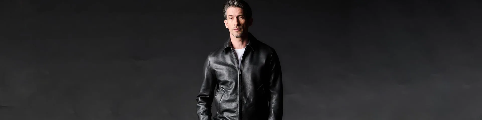 1piu1uguale3 レザー