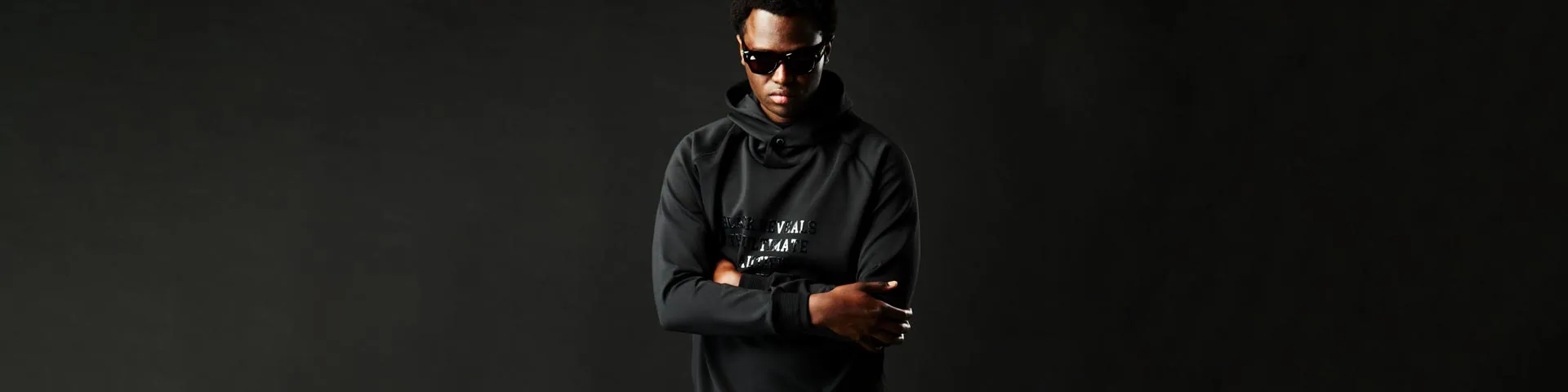 1piu1uguale3 パーカー