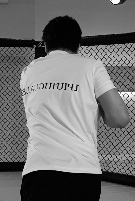 1piu1uguale3 カットソー |MA004-ST01-10 1PIU1UGUALE3 SPORT MIKURU ASAKURA　HYBRID  CREW MIRROR LOGO TEE SHIRT [WHITE]