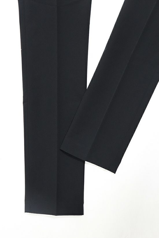 【未使用品】1PIU1UGUALE3 GOLF スラックス 定価53900円 SLIM PANTS［BLACK］ | VATOMCE | 1PIU1UGUALE3正規店