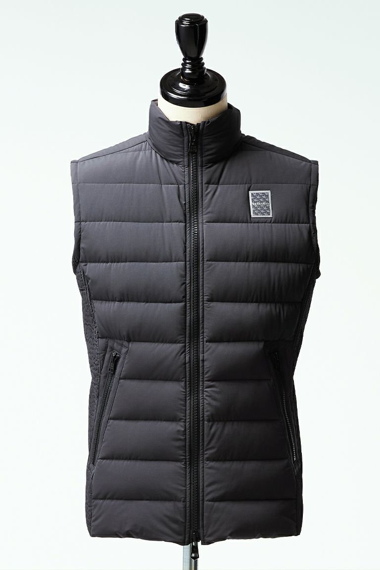 1piu1uguale3のダウン・ダウンベスト