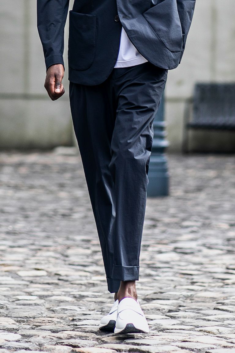 【新品】1PIU1UGUALE3 コンフィスラックスパンツ　6 1PIU1UGUALE3 RELAX スラックス 1PIU1UGUALE3 RELAX(ウノピゥウノウ